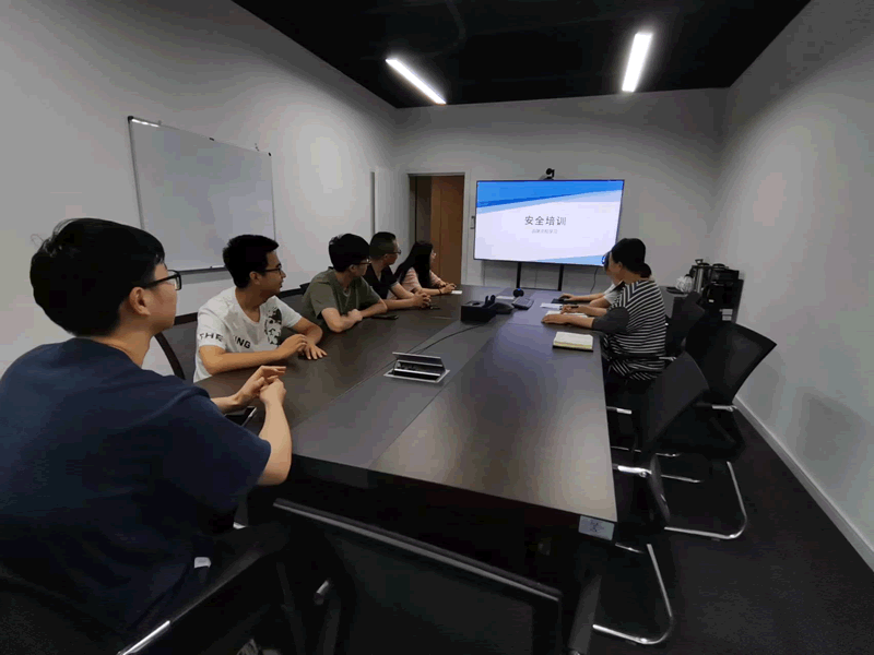 公司开展安全教育培训(图1)